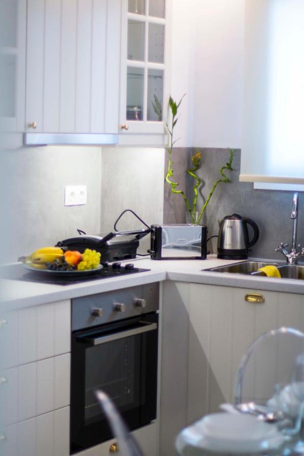 Marina'S Luxury Apartment Close To Acropolis Atene Esterno foto